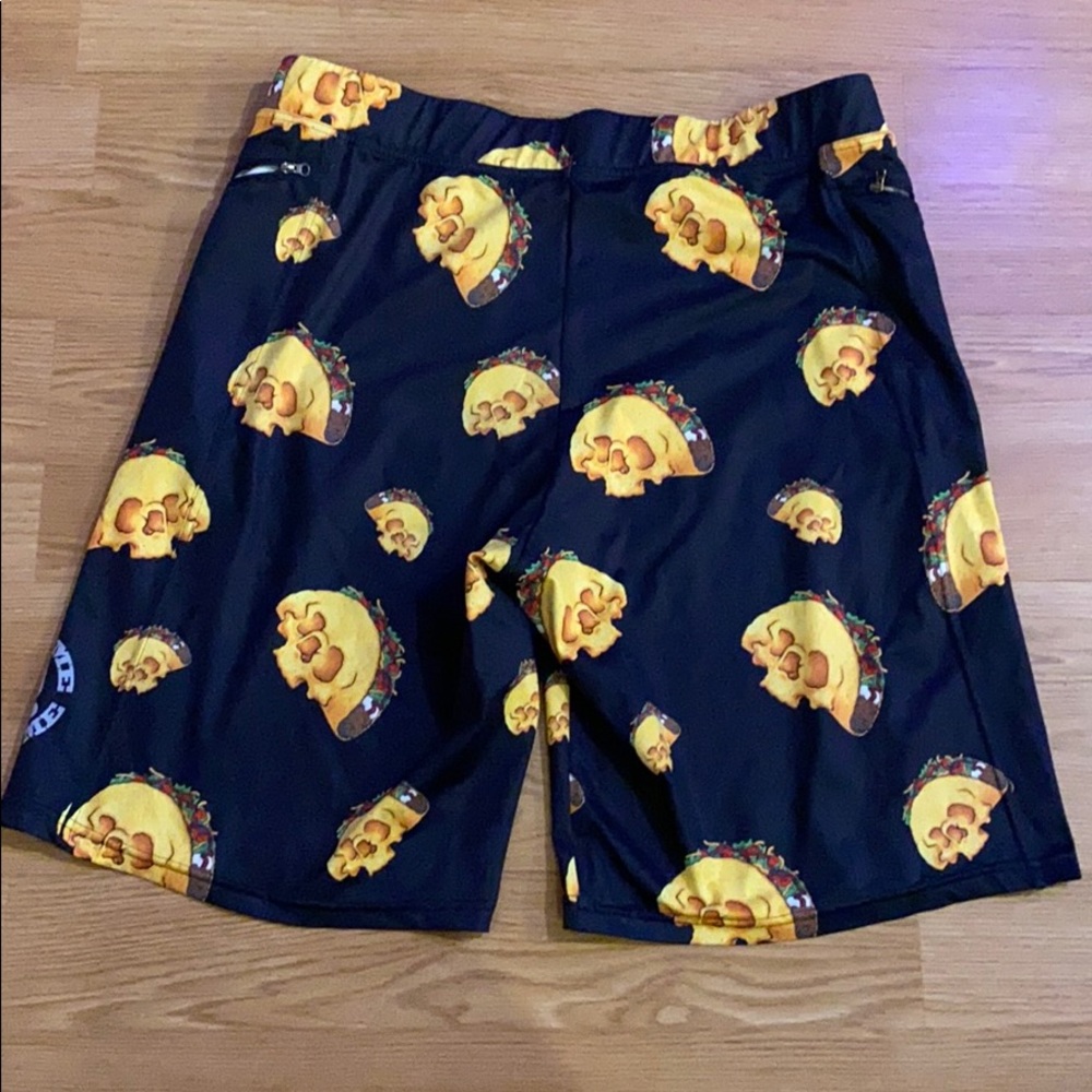 Men’s Taco shorts